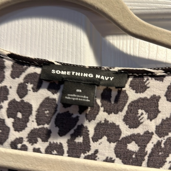 Something Navy Button Front Leopard Dress M - Picture 3 of 8